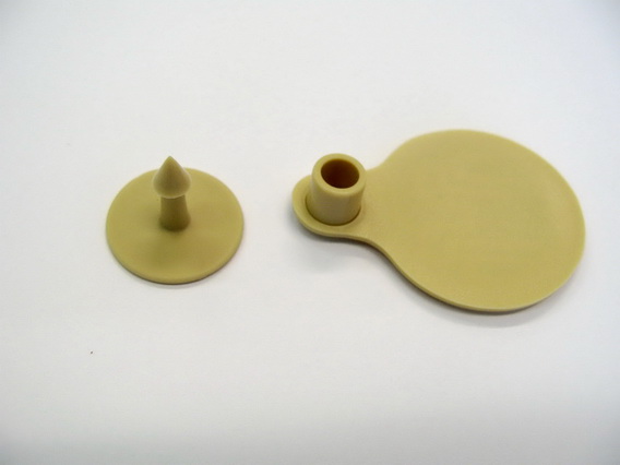 860 to 960MHz Gen 2 RFID Pig Ear Tag 860 to 960MHz Gen 2 RFID Pig Ear Tag
