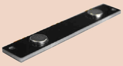 Mount-on Metal UHF RFID Tag with Magnetic Mount